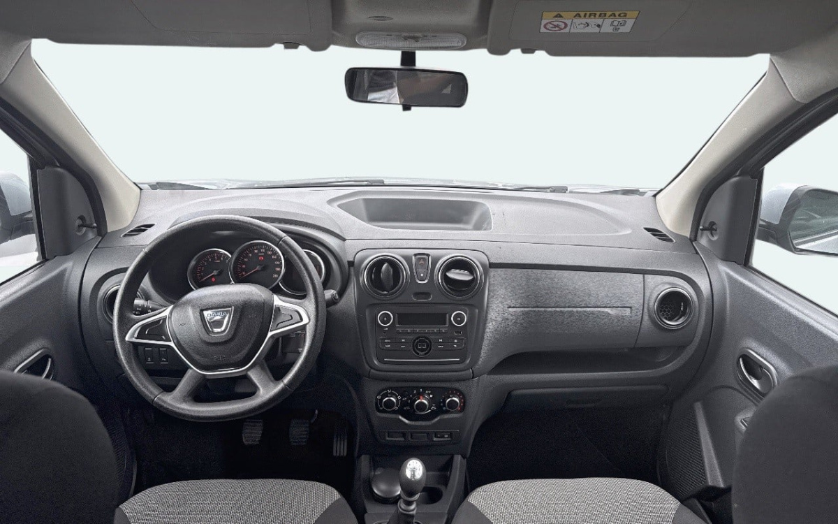 ae934c74-5dfe-414d-b0e6-438e767d57f2.jpg