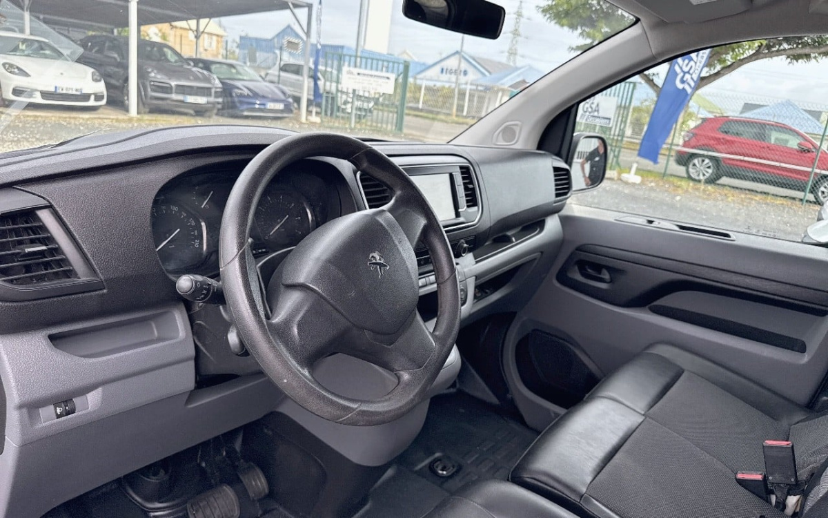b925e000-aa01-4bfe-b3fa-2c3ca20d75f2.jpg