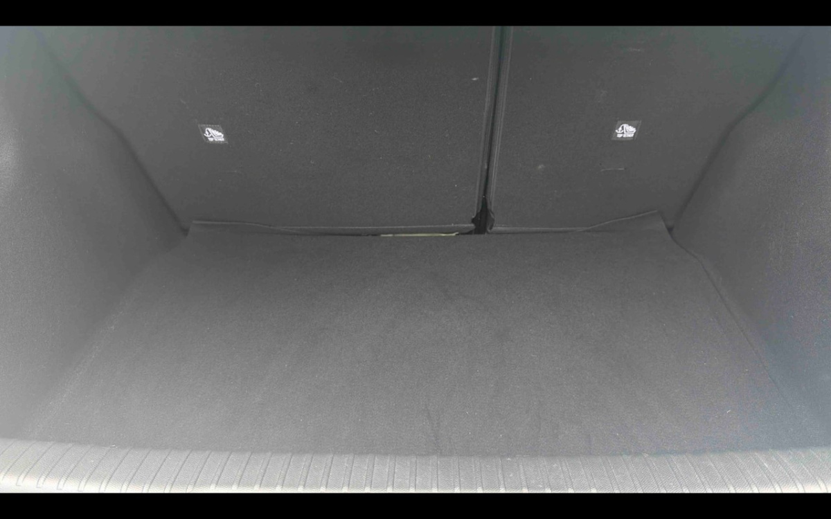 cd8b090e-1d51-4ac5-87d7-cfce59724728.jpg