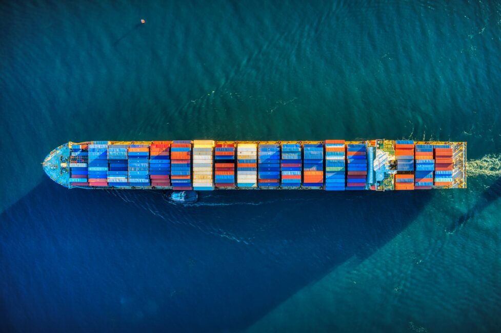 Fret Maritime - Porte-conteneurs - Container - Navire - Bateau (Licence usage commercial libre Unsplash)