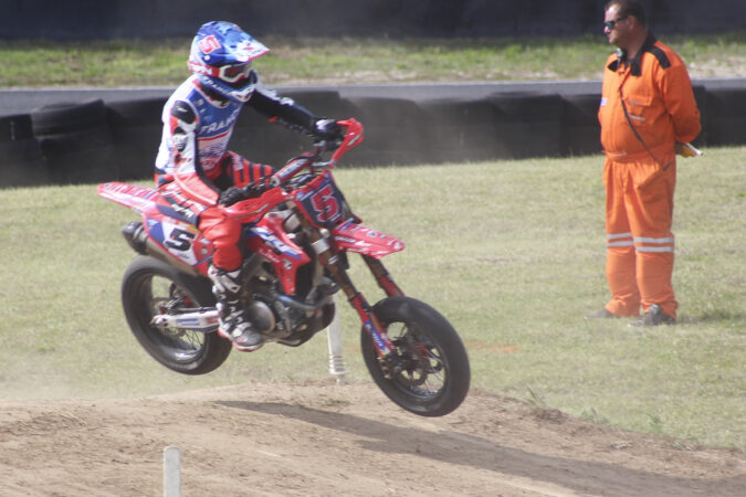 Supermotard martiniquais Youri Catherine