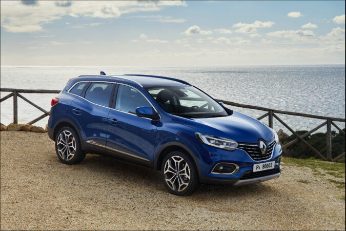 Renault Kadjar bleu SUV français