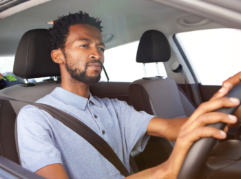 Joints d'étanchéité : les 8 signes qui montrent leur usure dans votre  voiture - Oovango