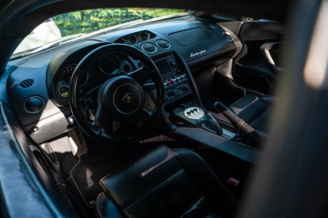 Lamborghini-Gallardo-interieur-2