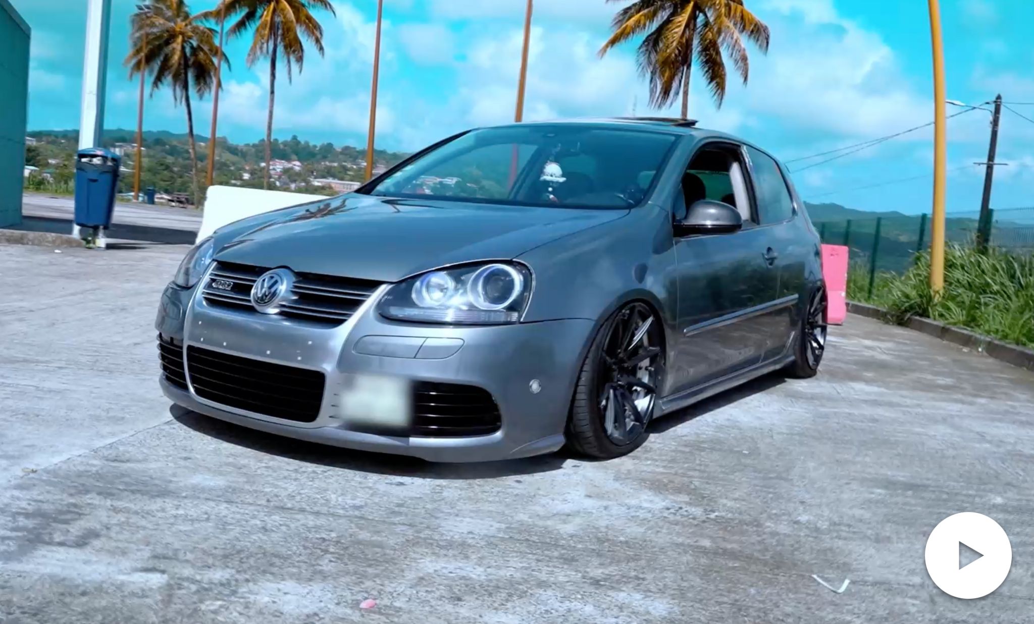 La Golf 5 R32 de Pica de nombreuses modifications pour un rendu sublime Oovango