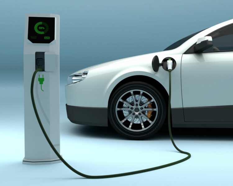 Voiture électrique : ce qui influence le temps de charge - Oovango