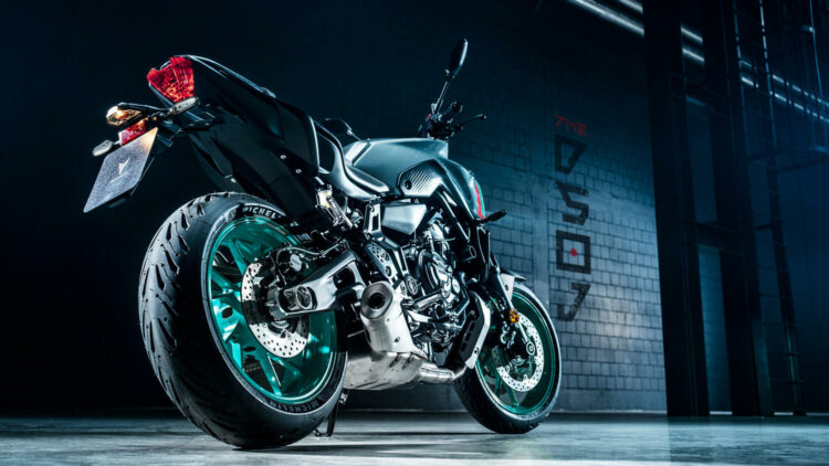 A2 Yamaha MT-07 arriere