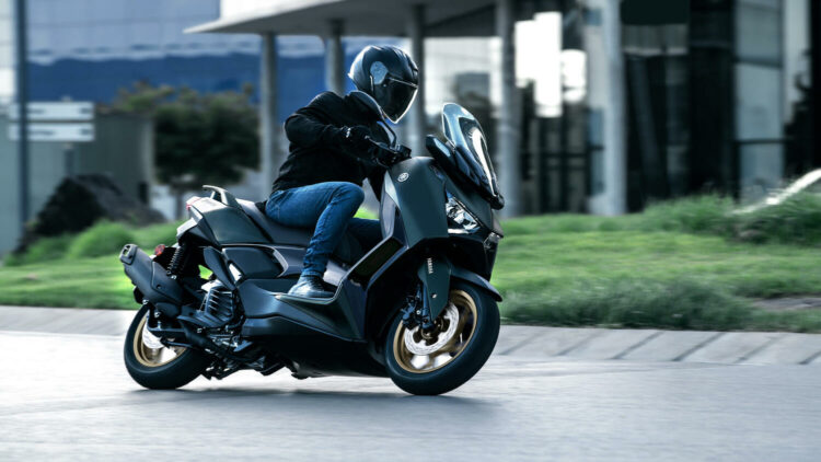 moto catégorie Routière Yamaha-XMAX125