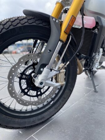 Fantic Caballero 500 flat track frein avant